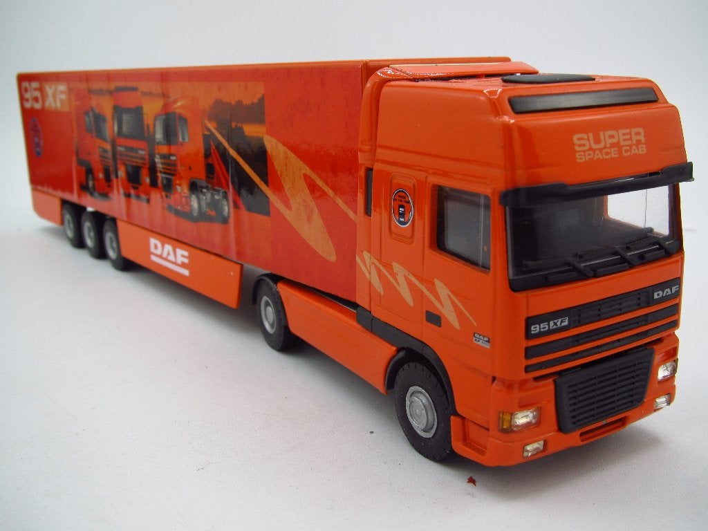 Lion car - DAF 95XF miniatuur DAF Demo 1:50, Hobby en Vrije tijd, Ophalen of Verzenden, Gebruikt, Bus of Vrachtwagen, Lion Toys