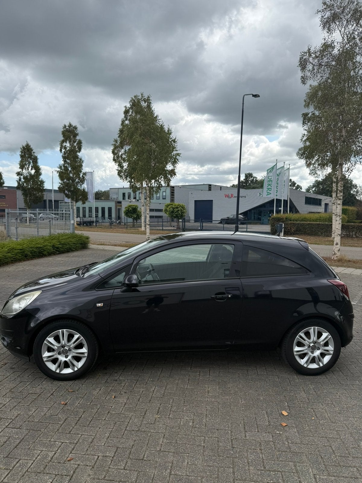 Foto 5 van Opel Corsa 1.2 86PK | 2010 | €1.295 | Zonder APK
