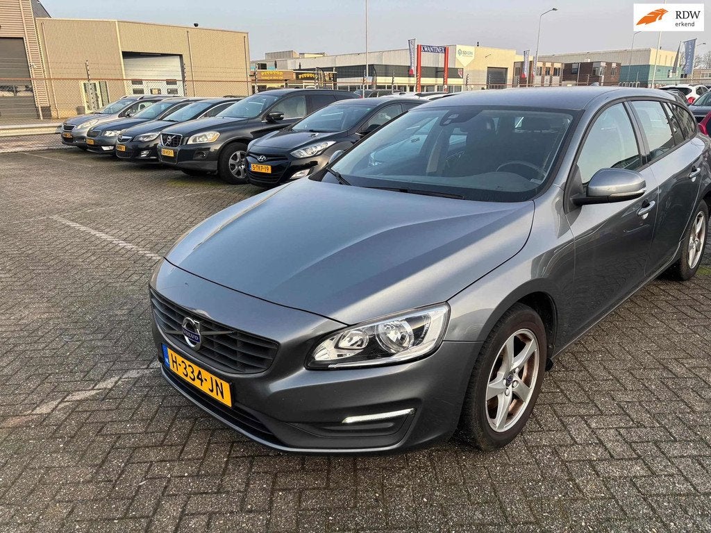 Volvo V60 2.0 D2 Polar+, Euro 6, 4 cilinders, 1969 cc, Leder en Stof