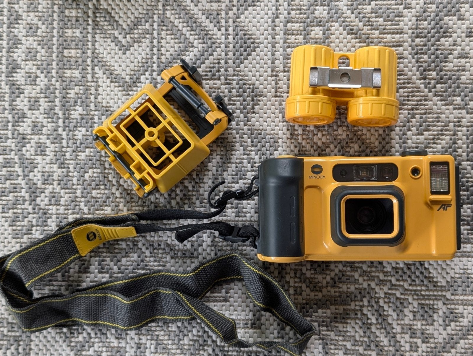 Minolta Weathermatic 35DL – waterdichte camera + tas & acces, Audio, Tv en Foto, Fotocamera's Analoog, Verzenden, Zo goed als nieuw
