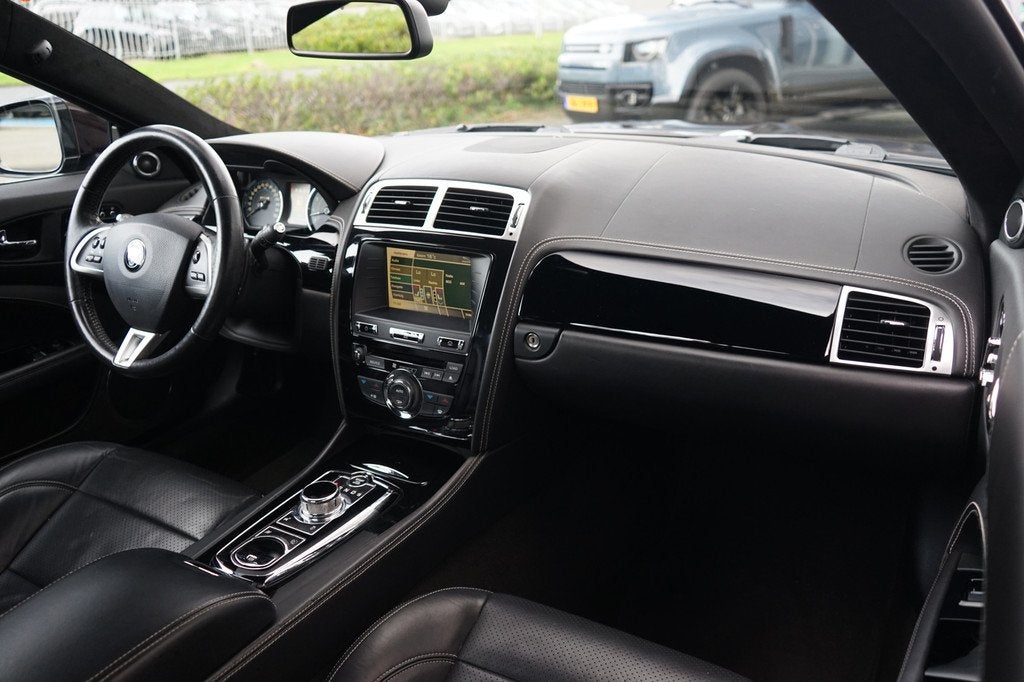 Jaguar XK 5.0 V8 Convertible Portfolio | Voorstoelen verwarm, Auto's, Jaguar, Achterwielaandrijving, Gebruikt, Leder, Bedrijf
