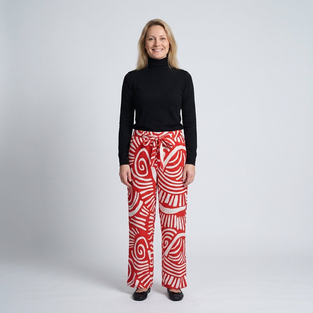 Primark broek maat M rood met wit patroon