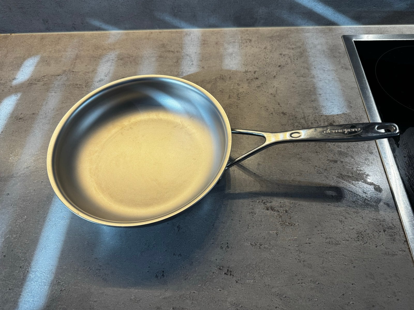 Demeyere Silverline Nanotouch Koekenpan 24cm, Ophalen of Verzenden, Zo goed als nieuw, Rvs