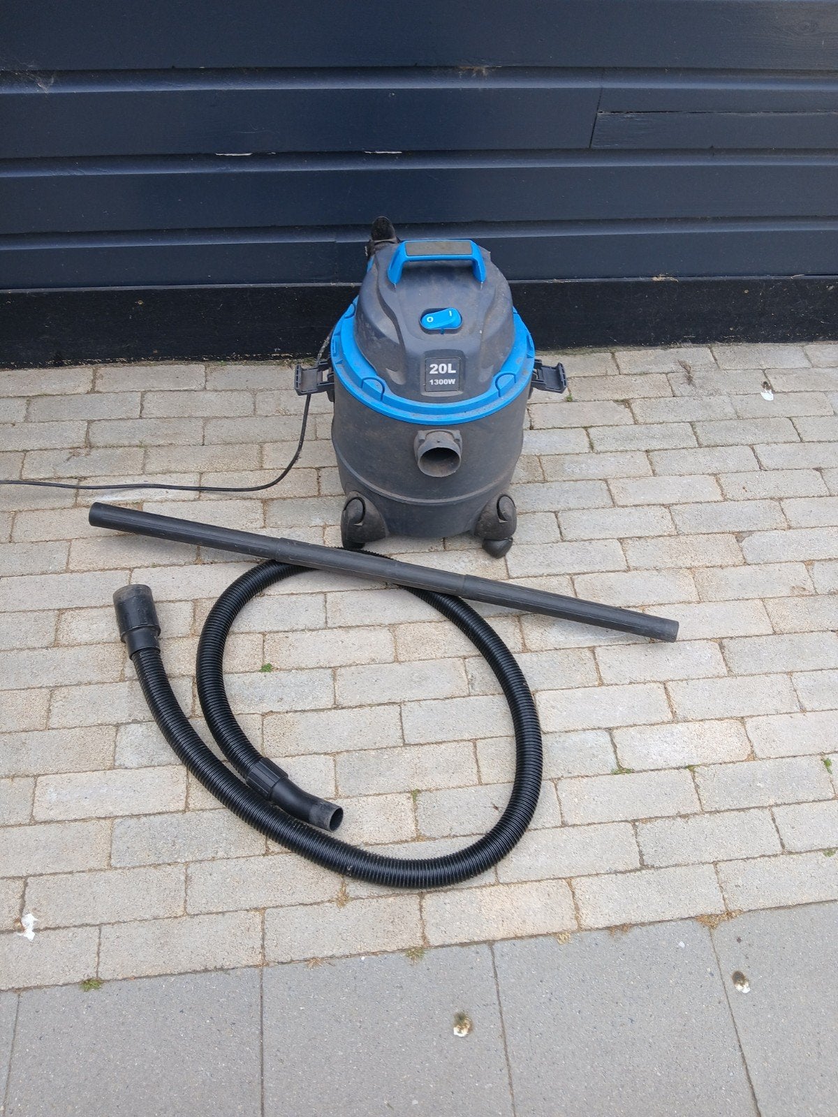Gamma Industriële Stofzuiger NDZ1300-5W - 1300W, 20L, Witgoed en Apparatuur, Stofzuigers, Ophalen, Gebruikt, Industriële stofzuiger
