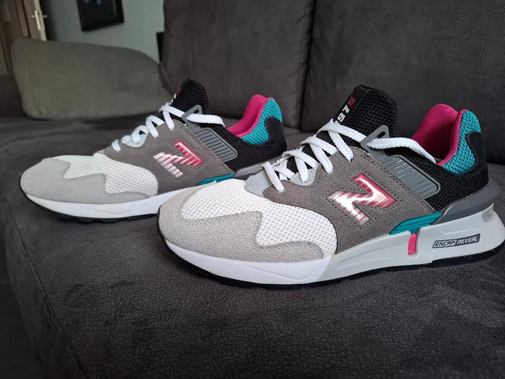 Twee paar maat 44 schoenen 1=10, 2=15, Kleding | Heren, Schoenen, Ophalen, Overige kleuren, Nike, Sneakers of Gympen