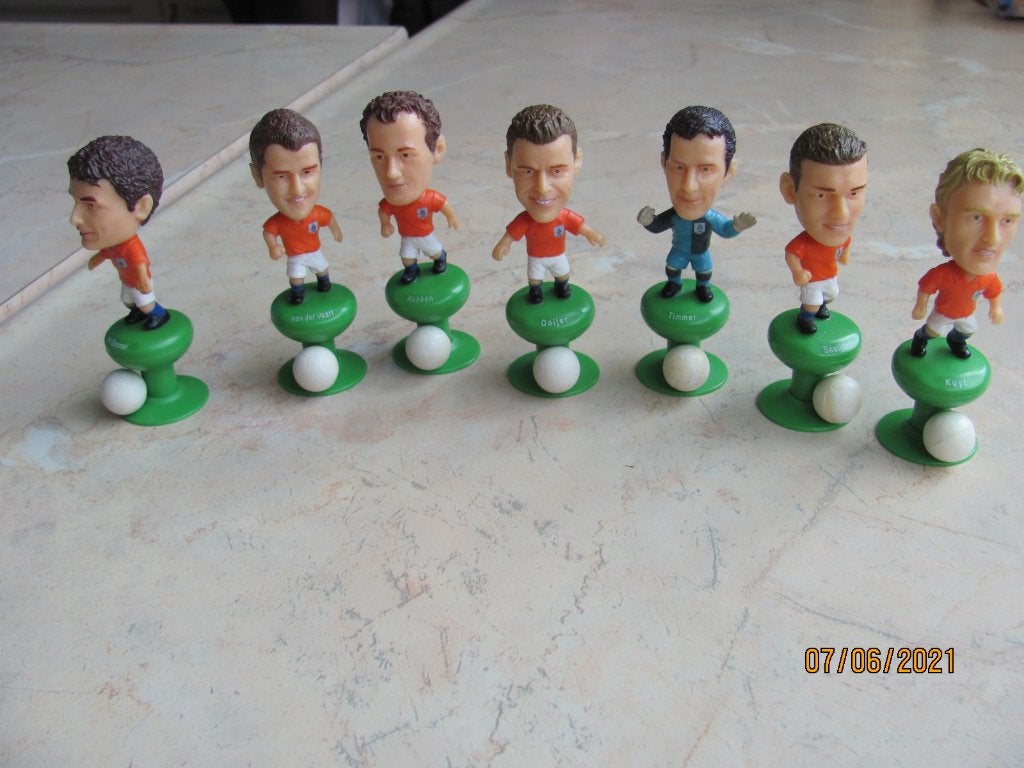 NIEUWSTAAT Oranje VOETBALPOPPETJES Super de Boer actie 2006, Ophalen of Verzenden, Zo goed als nieuw, Overige binnenlandse clubs