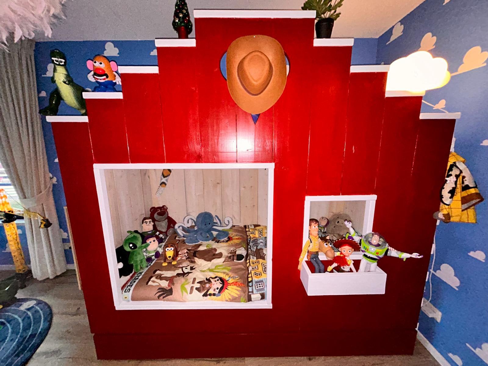 (Stapel) Bed Toy Story huis, Ophalen, Zo goed als nieuw, Hoogslaper