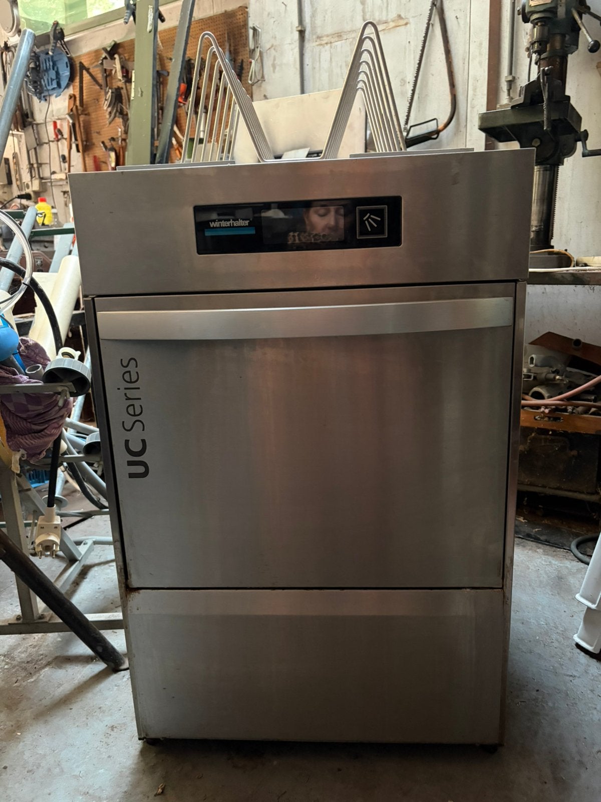 Professionele vaatwasser van Winterhalter UC XL SERIE.