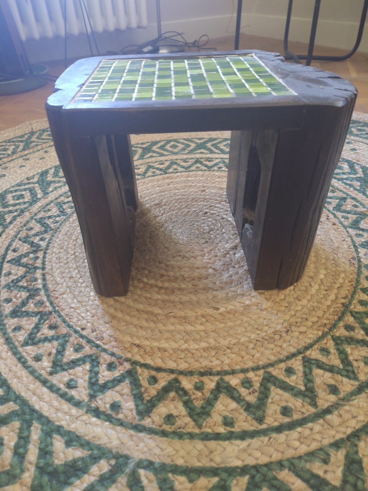 Fairtrade Kruk Massief Hout met Groen Mozaïek - 25 cm Hoog, Minder dan 45 cm, Gebruikt, Ophalen of Verzenden, Rechthoekig