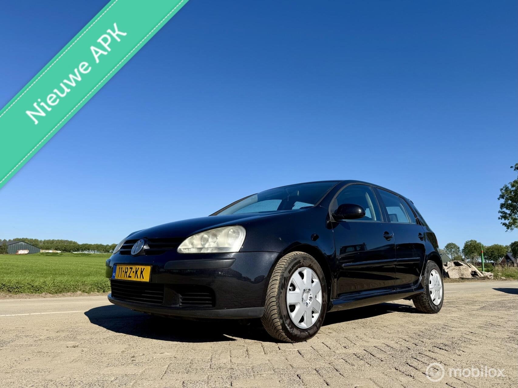 Volkswagen Golf 1.6 FSI Comfortline, BJ 2005, APK Nov 2027, Auto's, Voorwielaandrijving, Gebruikt, 4 cilinders, Zwart