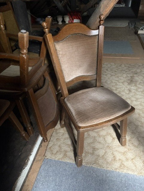 antieke stoelen, Ophalen