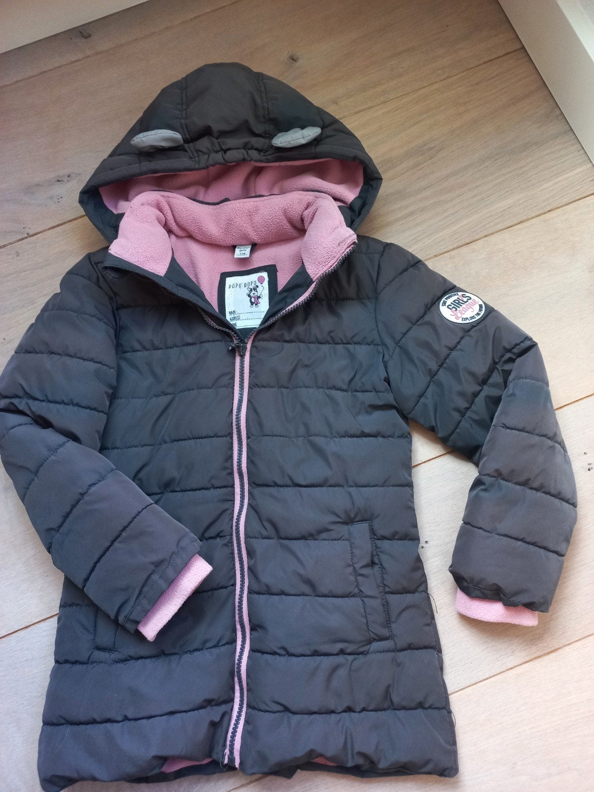 Grijs winterjas voor een meisje. Maat 128, Meisje, Ophalen of Verzenden, Zo goed als nieuw, Dopodopo