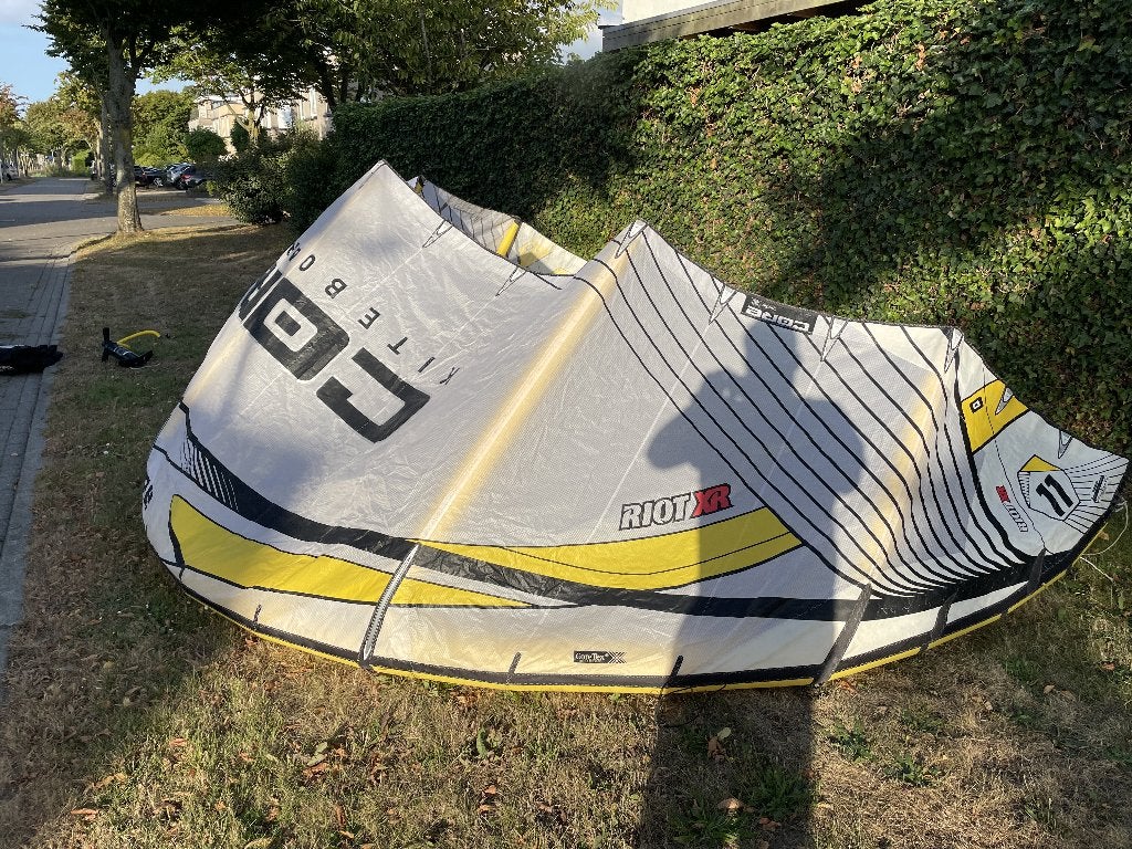 Core XR3 9m + 11m, + sensor 2 bar + naish traverse 144, Watersport en Boten, Ophalen, Gebruikt, Kitesurf-set, Twintip