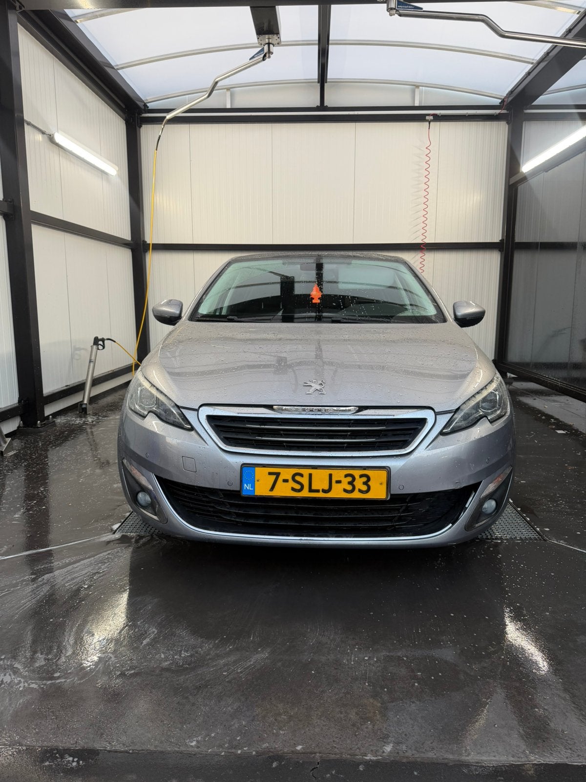 Peugeot 308 1.6THP 92/125 5-D 2013 Grijs, Auto's, 125 pk, Zwart, Overige bekleding, 49 €/maand