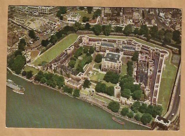 Ansichtkaart. London. Tower of London. Air View., Ophalen of Verzenden, 1980 tot heden, Ongelopen, Engeland