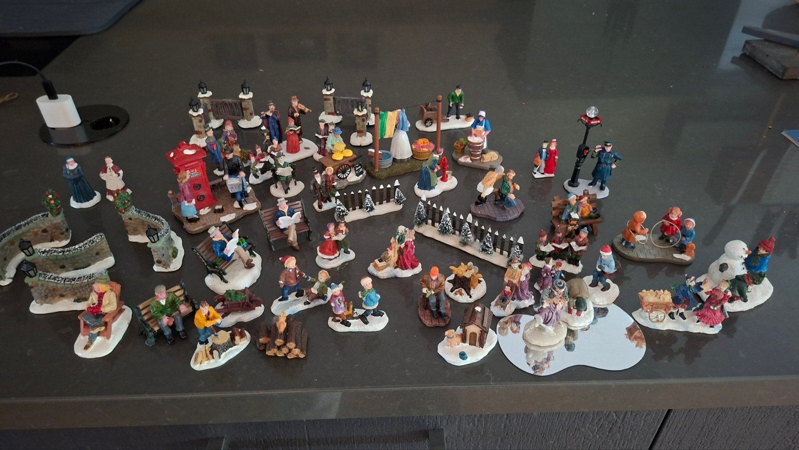 Authentieke Dickens dorps bewoners kerst dorp, Diversen, Ophalen of Verzenden