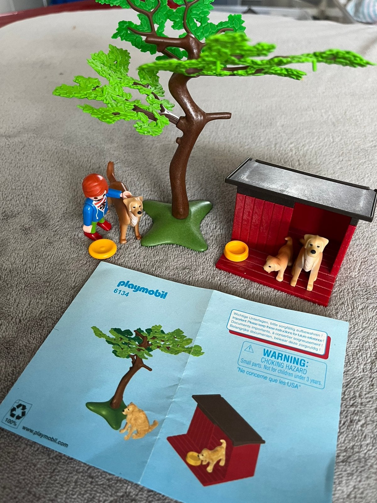 Playmobil 6134 Honden met hok en boom - Compleet en topstaat, Ophalen of Verzenden, Zo goed als nieuw, Complete set
