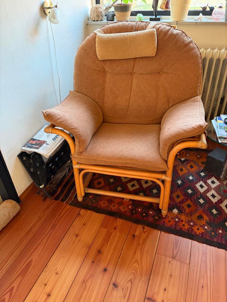 Comfortabele rotanstoelen met kussens, Huis en Inrichting, Stoelen, Ophalen, Gebruikt, Twee, Bruin