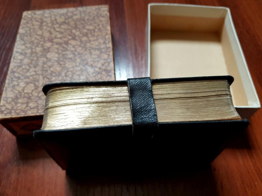 Kerk Psalm en gezang bundel jaren 30, Antiek en Kunst, Antiek | Religie, Ophalen of Verzenden