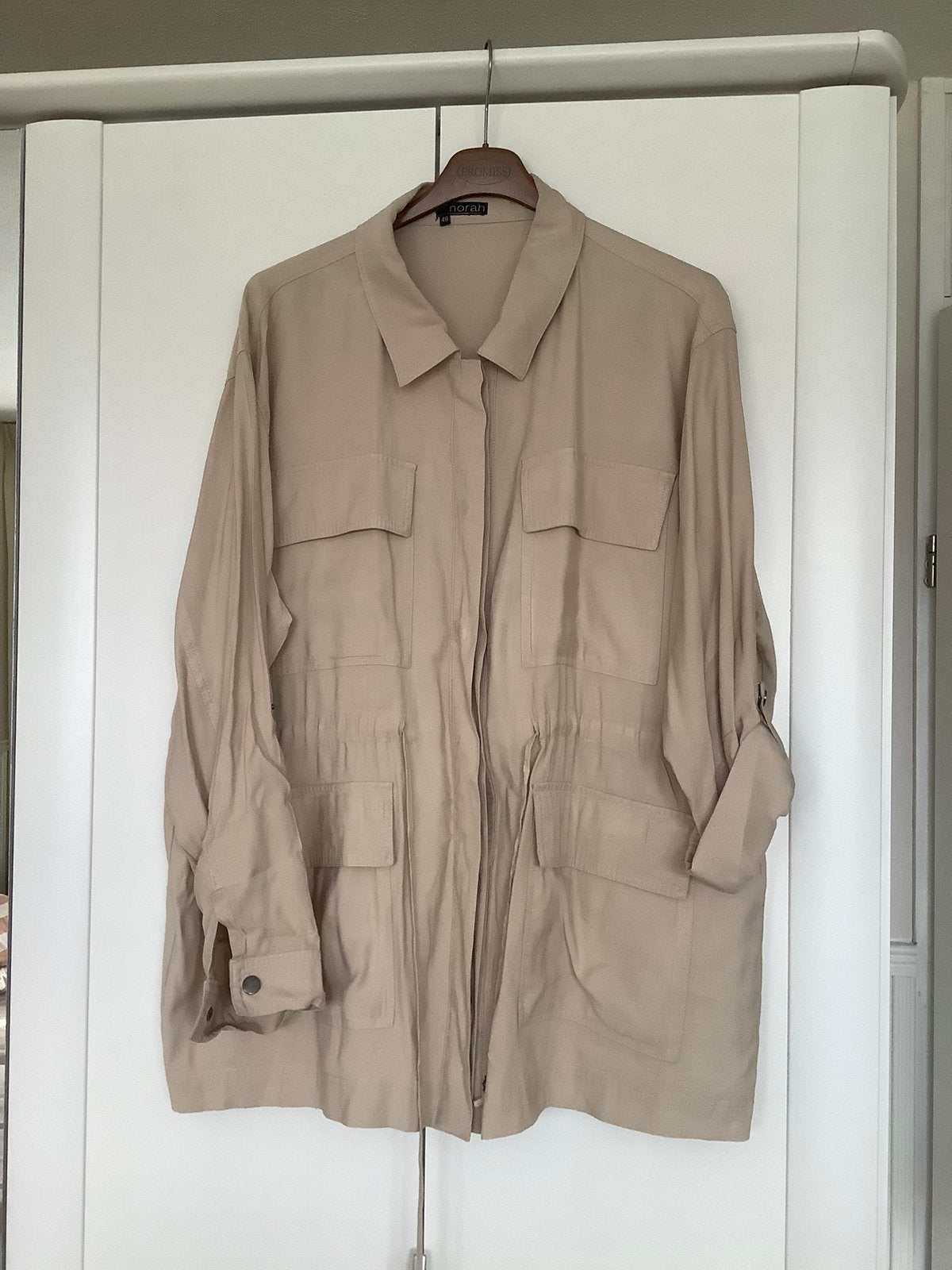 Leuk blouse jackje maat 48, Ophalen of Verzenden, Zo goed als nieuw, Overige kleuren, Blouse of Tuniek