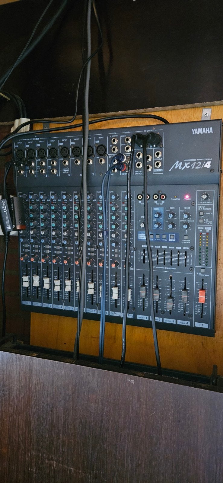 Analoog mengpaneel Yamaha MX 12/4, Muziek en Instrumenten, Mengpanelen, Ophalen of Verzenden, Gebruikt, 10 tot 20 kanalen