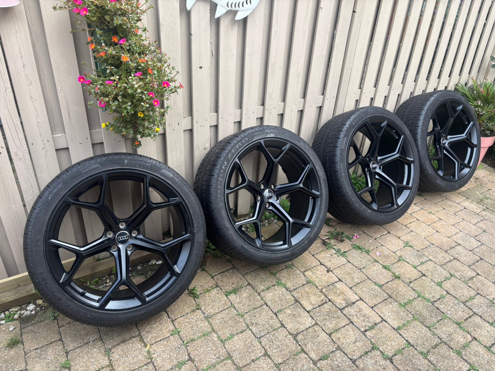 22 inch velgen Pirelli 285/35/22 Audi Q7 SQ7 E Tron 50 Q8, Auto-onderdelen, Banden en Velgen, Ophalen, 285 mm, Banden en Velgen