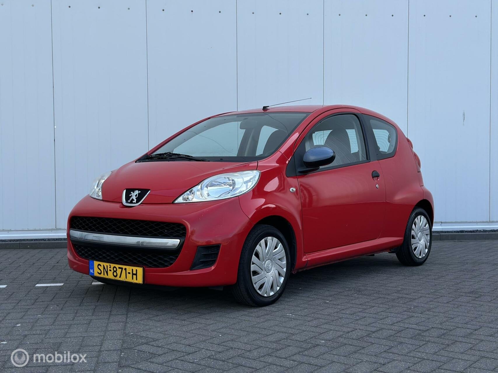 Peugeot 107 1.0-12V Sublime 2009 Zuinige Voordelige Auto APK, Voorwielaandrijving, Gebruikt, 4 stoelen, Bedrijf