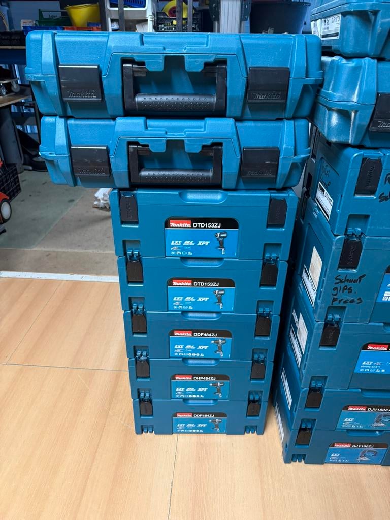 Makita m systainers / kisten, Doos, 100 cm of meer, 60 cm of meer, Ophalen of Verzenden