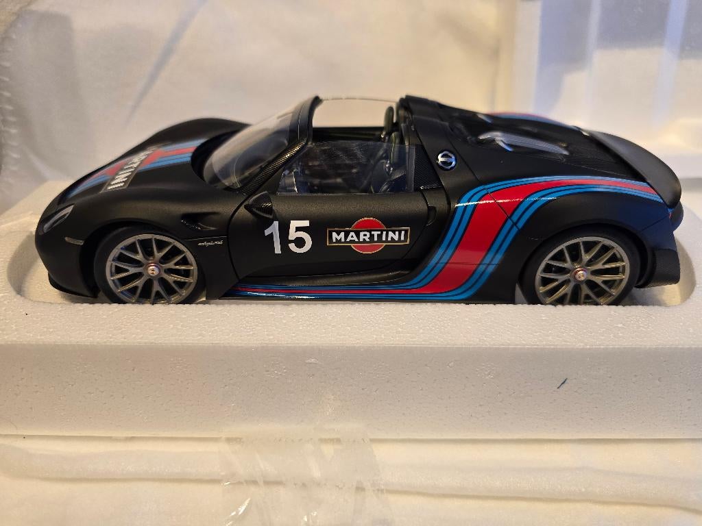 Porsche 918 Spyder 1/18 Autoart, Hobby en Vrije tijd, Modelauto's | 1:18, Ophalen of Verzenden, Nieuw, Auto, Autoart