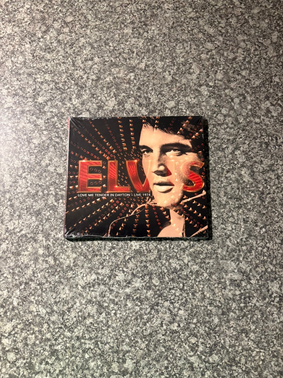 Elvis Presley Love Me Tender in Dayton, Pop, Ophalen of Verzenden, Live-album, Speciale editie