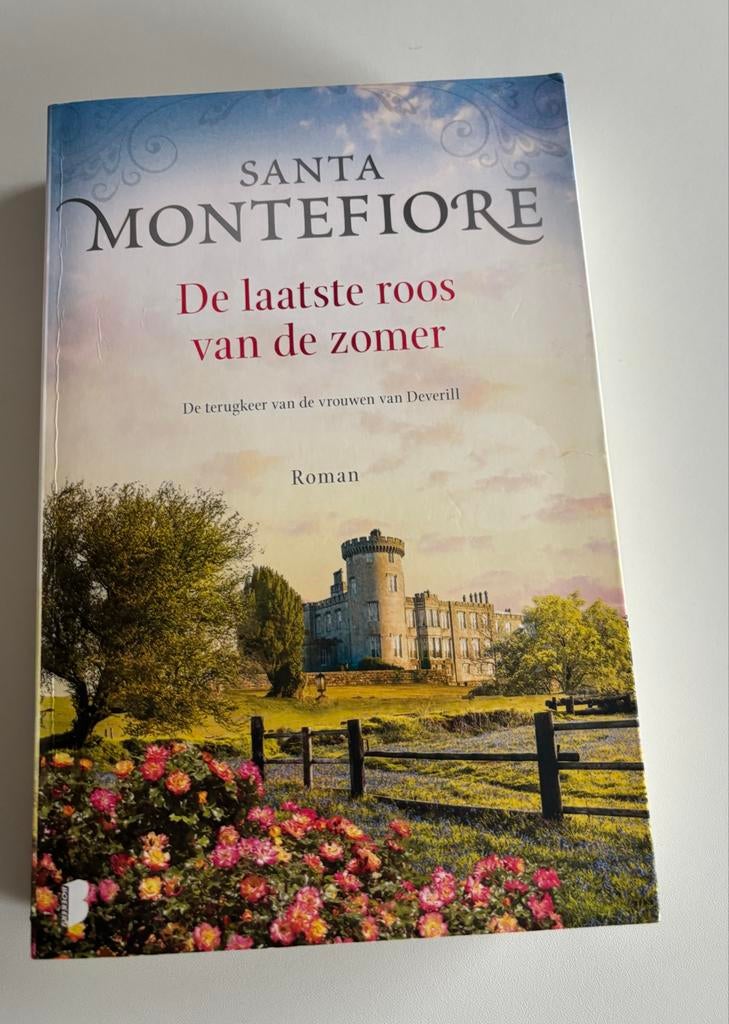 Santa Montefiore - De laatste roos van de zomer, Boeken, Ophalen of Verzenden, Zo goed als nieuw, Europa overig