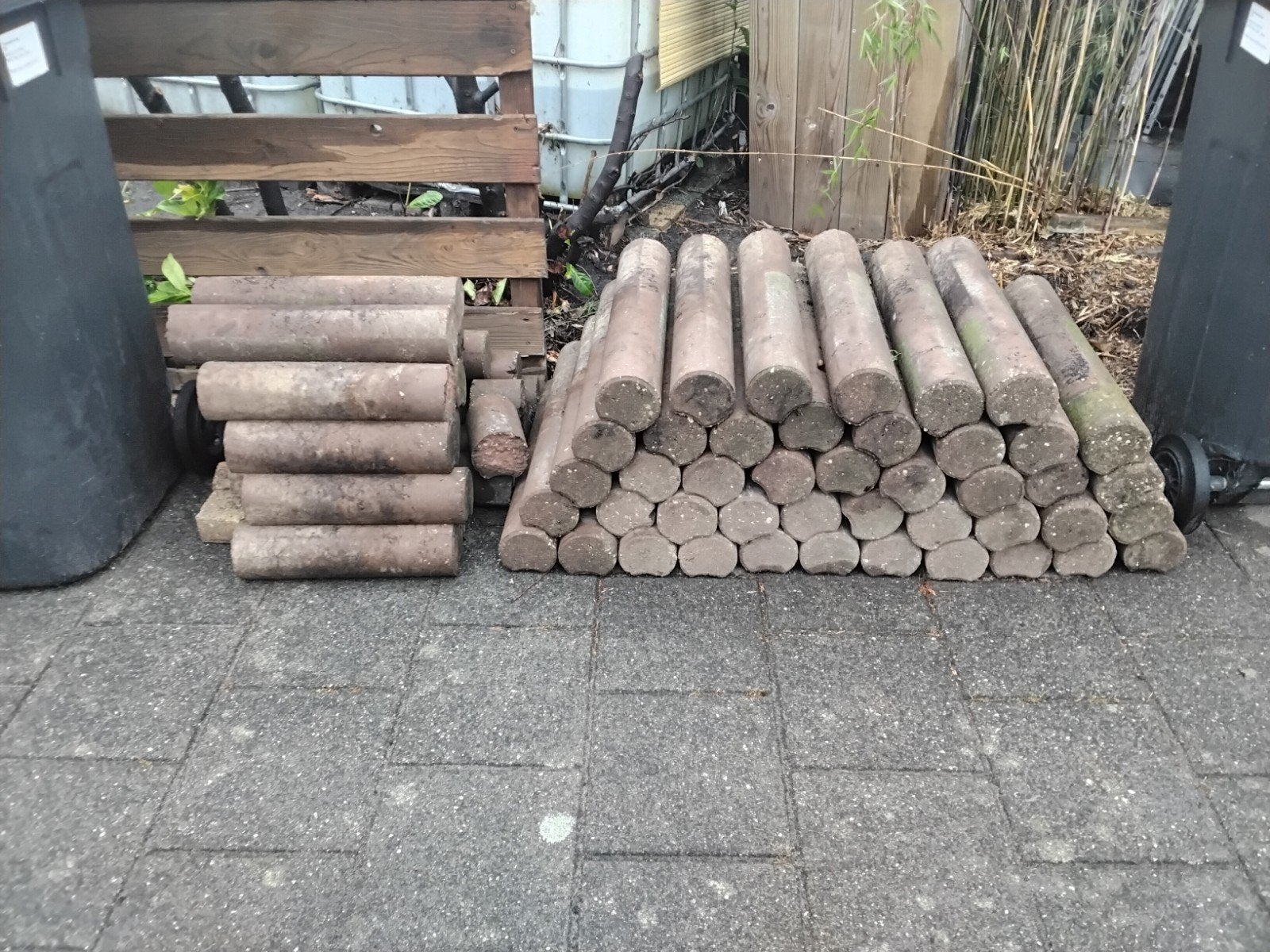 Beton paaltjes, Ophalen of Verzenden, Gebruikt, Beton, Overige typen