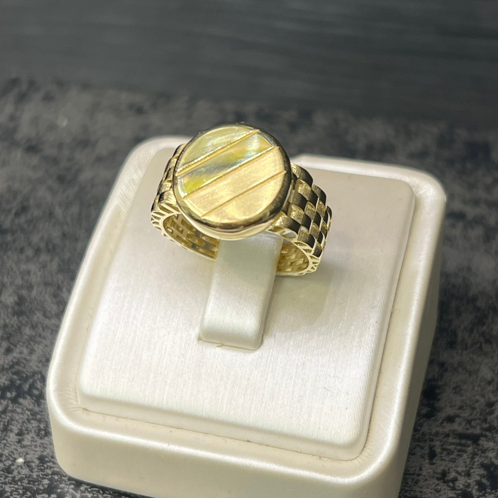 14k gouden ring zegelring nieuw prachtig model, Ophalen of Verzenden, Nieuw, Goud, Heer