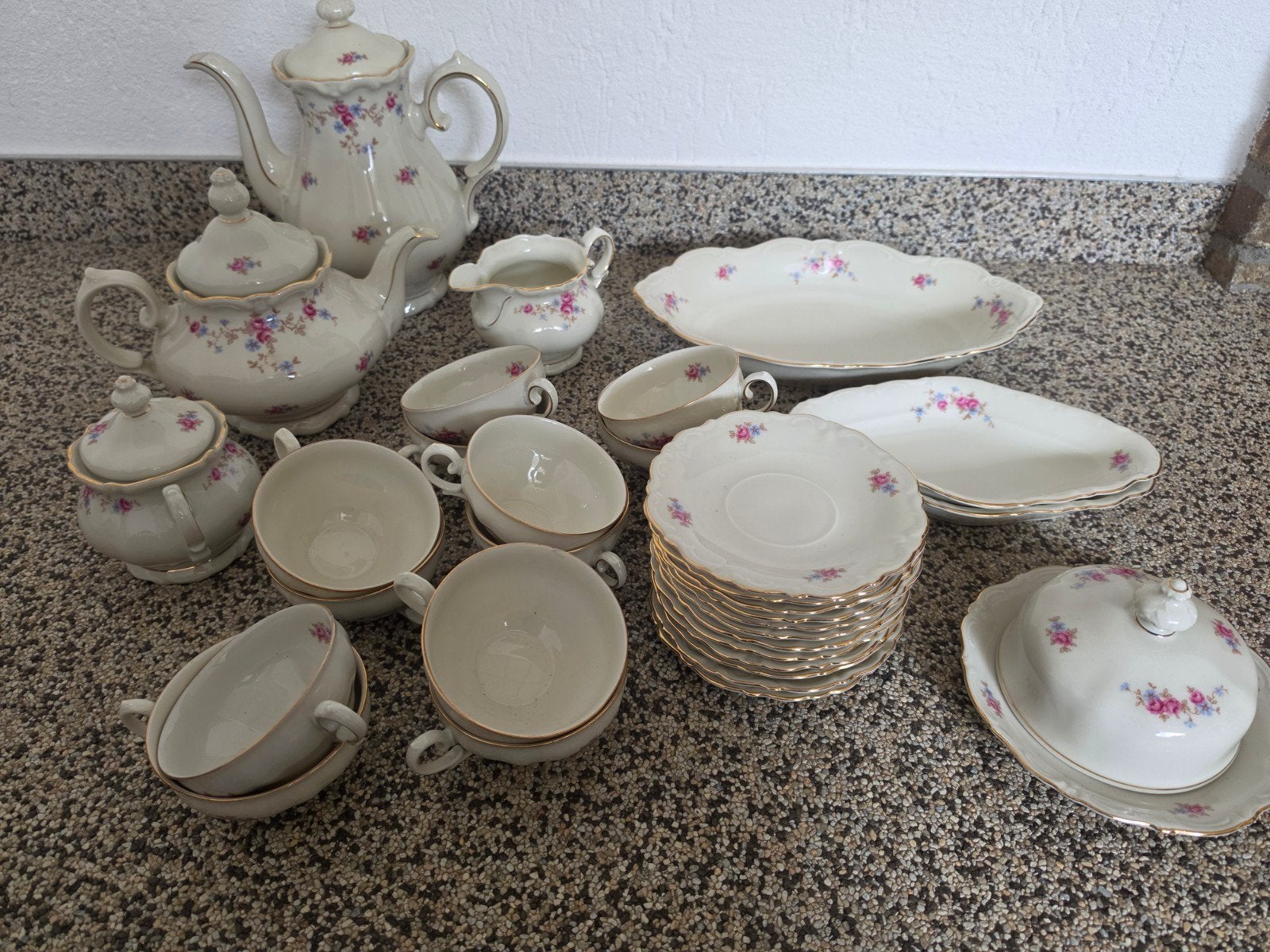 Vintage Bavaria Porseleinen Servies - Roosjes & Goudrand, Ophalen, Porselein, Overige stijlen, Overige typen