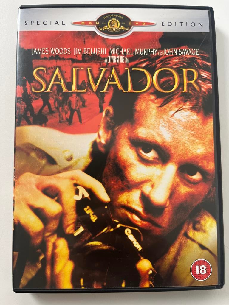 Salvador (Special Edition) DVD - Oliver Stone Film, Ophalen of Verzenden, Zo goed als nieuw, Actiethriller