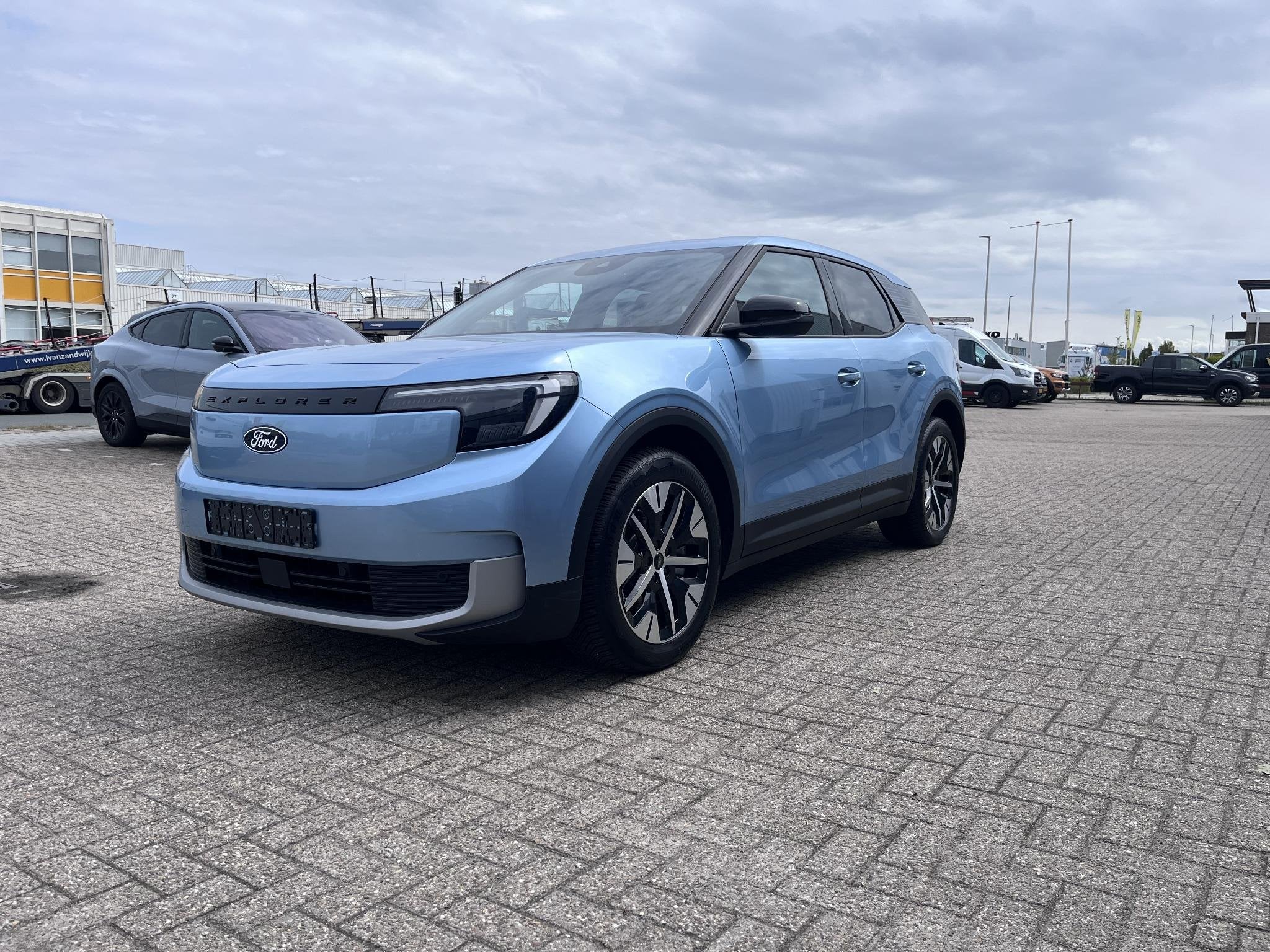 Ford Explorer Select Extended Range RWD 77 kWh 286pk | Comfo, Automaat, Gebruikt, Blauw, Te koop