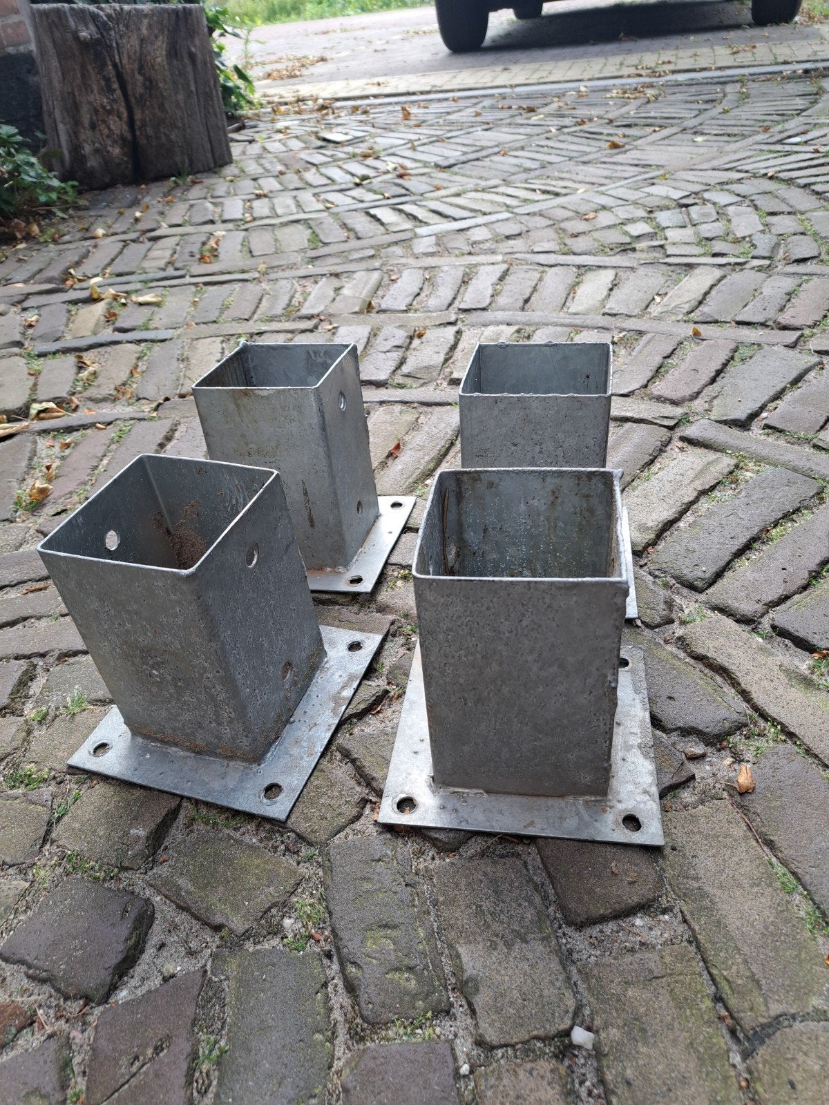 4x Paalhouders Verzinkt - 9 x9 cm, Ophalen, Gebruikt, Minder dan 50 mm, Overige typen