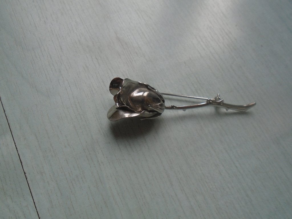 broche bloem, Ophalen of Verzenden, Zo goed als nieuw, Zilver, Overige materialen