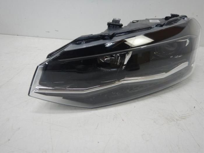 Koplamp links Volkswagen Polo (22721905), Auto-onderdelen, Verlichting, Ophalen of Verzenden, Gebruikt