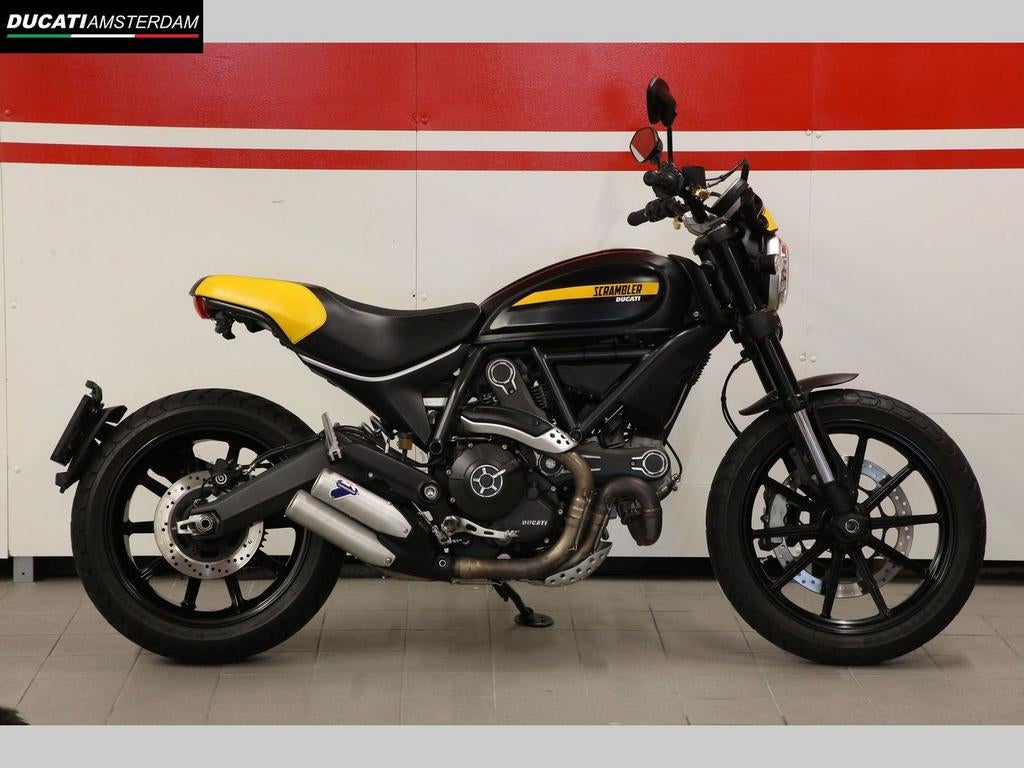 DUCATI SCRAMBLER FULL THROTTLE (bj 2016) 15,854 km, DUCATI, 2 cilinders, Motorrijbewijs A, Bedrijf