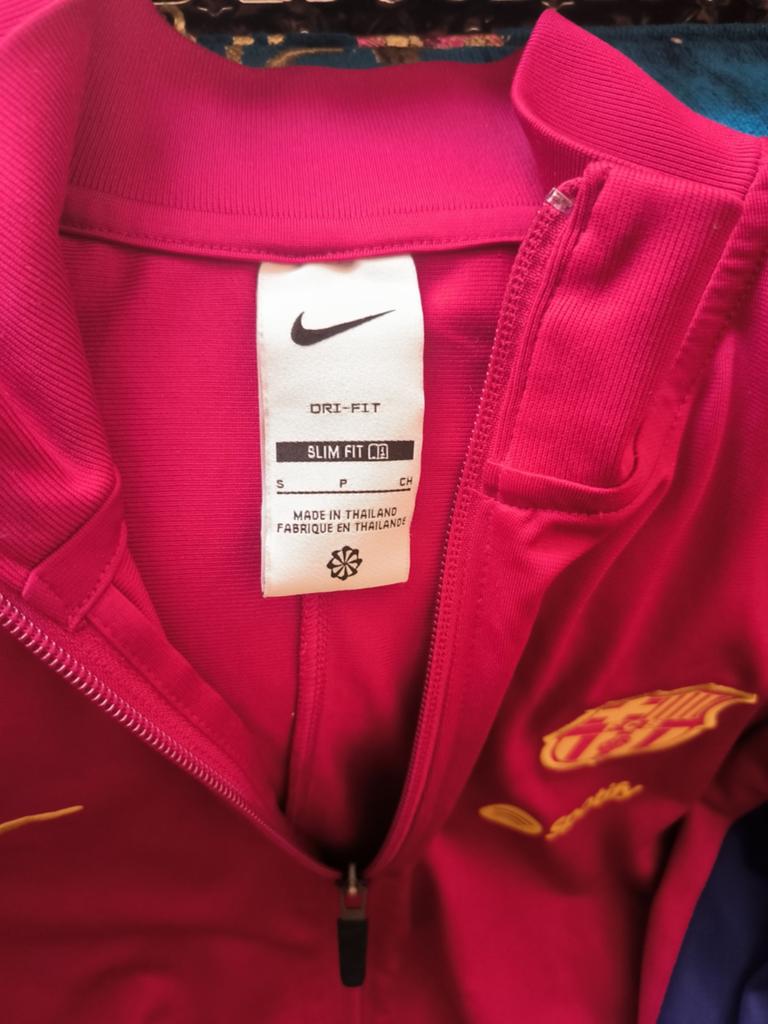 Nieuw Barca Trainingspak Maat S, Ophalen of Verzenden