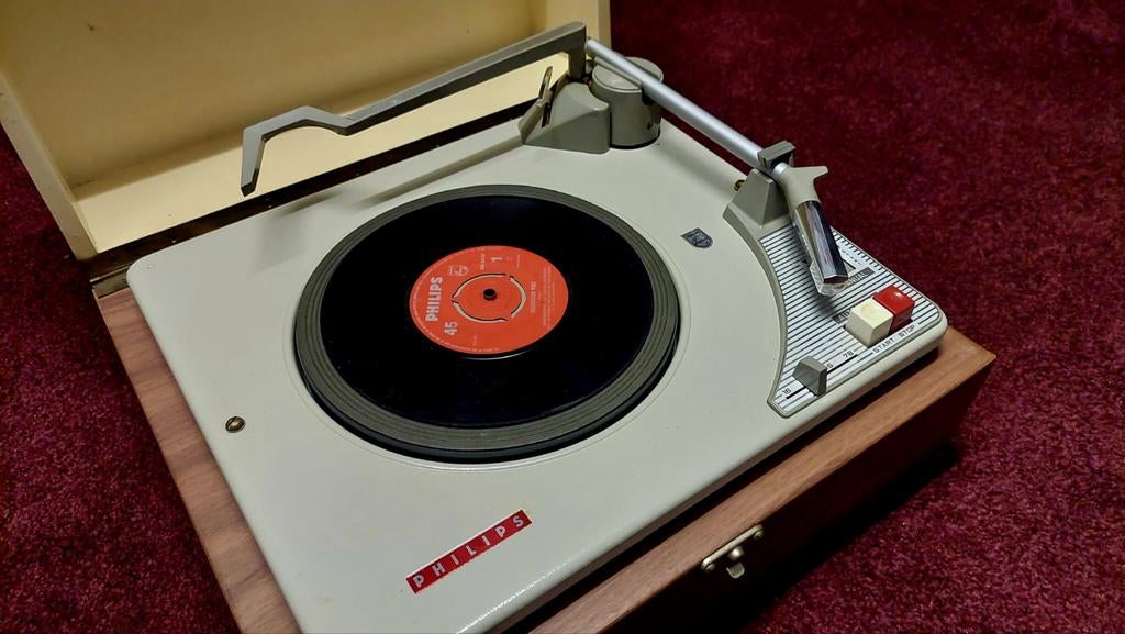 Vintage Philips platenspeler, Audio, Tv en Foto, Platenspelers, Philips, Automatisch, Ophalen of Verzenden, Platenspeler