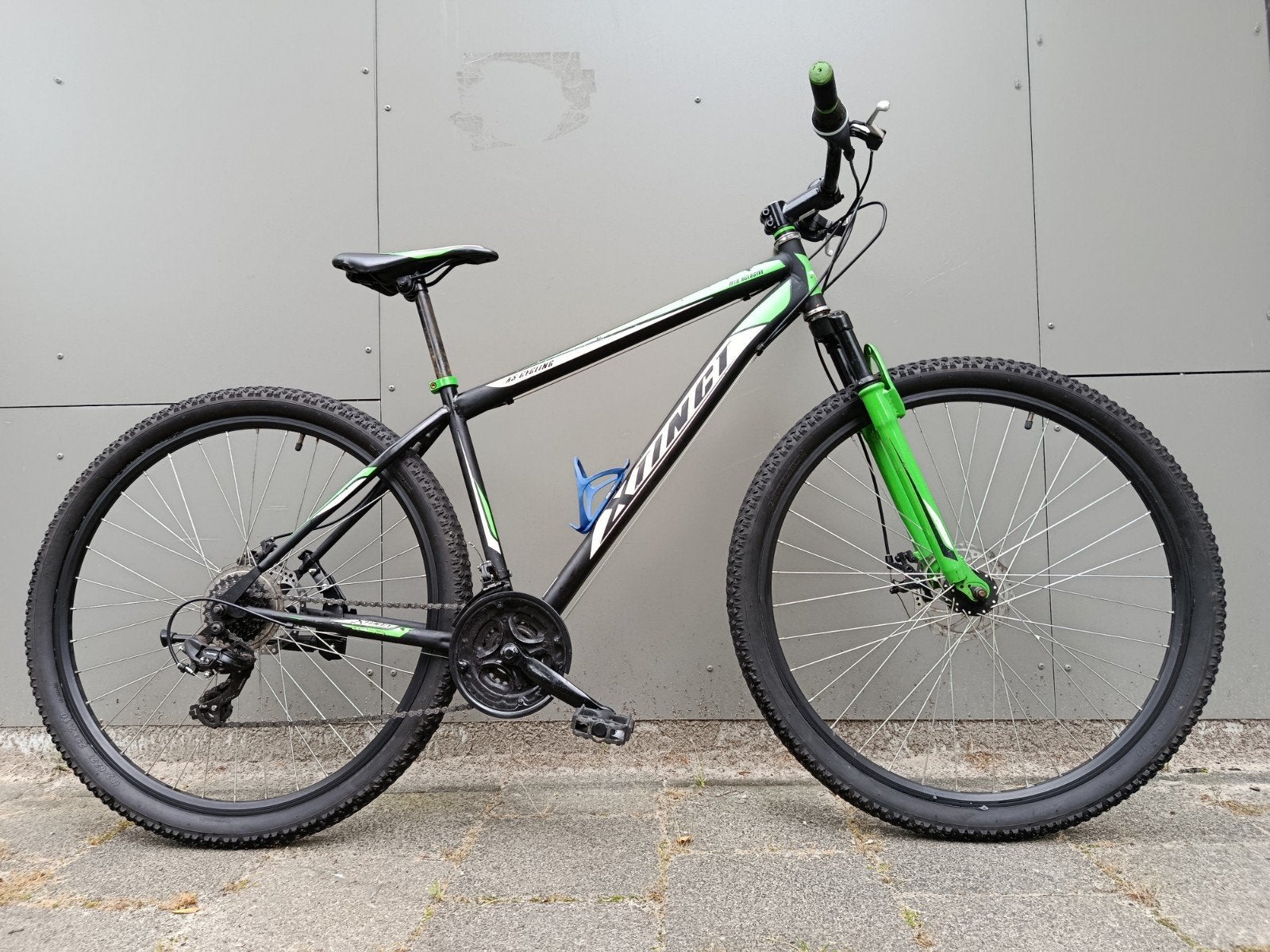 MTB Xtinct Exclusive
29 inch 21 versnellingen Shimano, Fietsen en Brommers, 45 tot 49 cm, Ophalen, Zo goed als nieuw, Overige merken