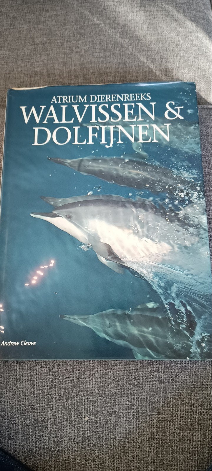 Andrew cleave Atrium dieren reeks walvissen en dolfijnen, Boeken, Natuur, Ophalen of Verzenden, Zo goed als nieuw, Natuur algemeen