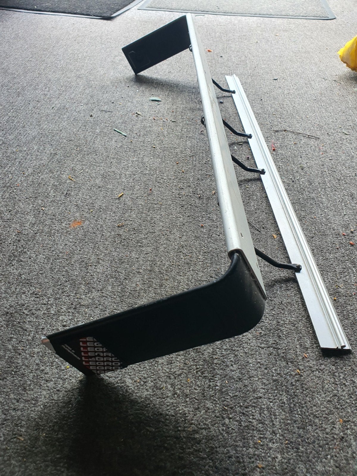 Legro Legbord papier rol houder 70cm hang model, Ophalen of Verzenden, Gebruikt