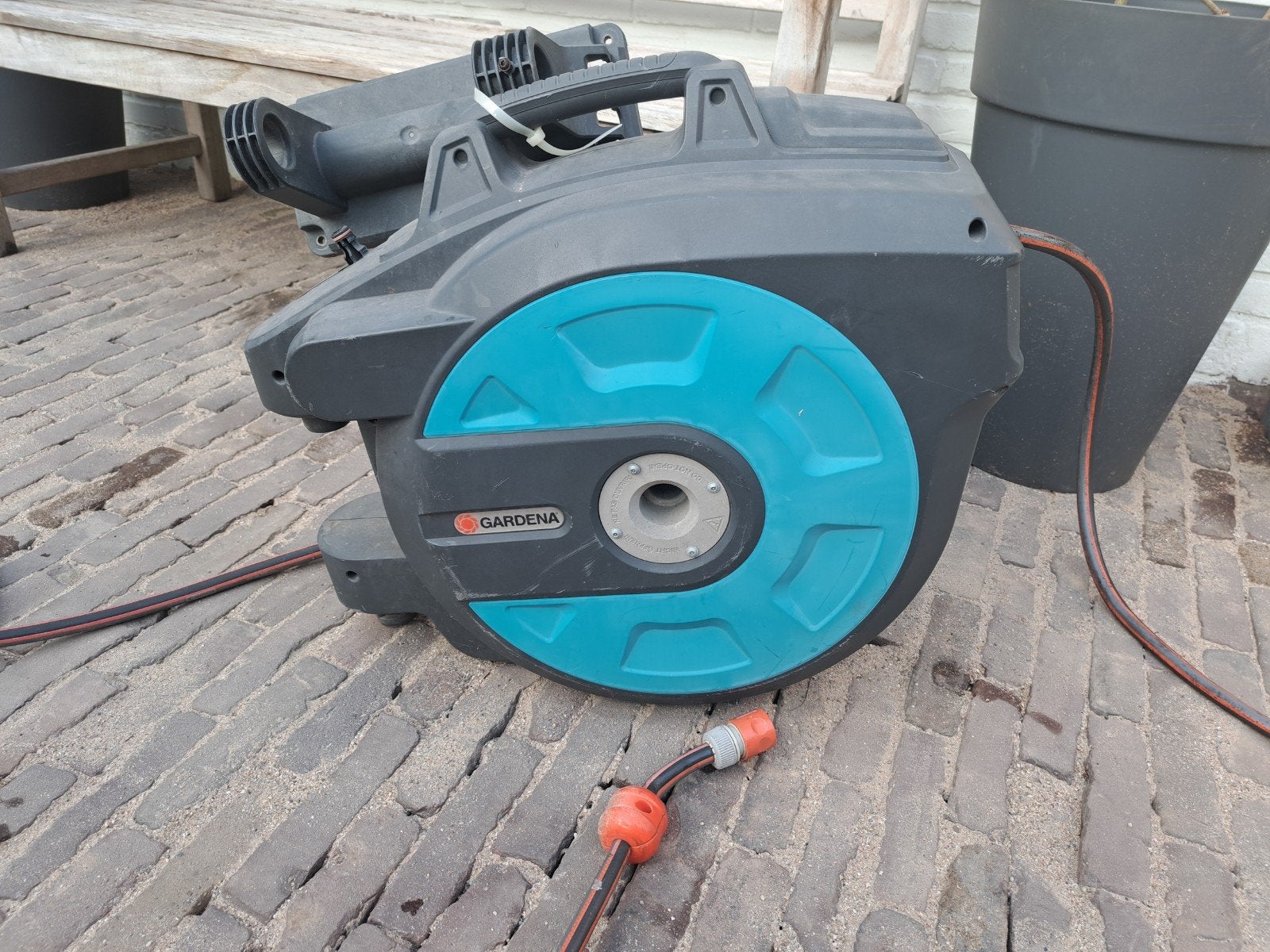 Gardena Tuinhaspel, automatisch oprolmechanisme, 25m slang, Ophalen, Gebruikt, Tuinslang