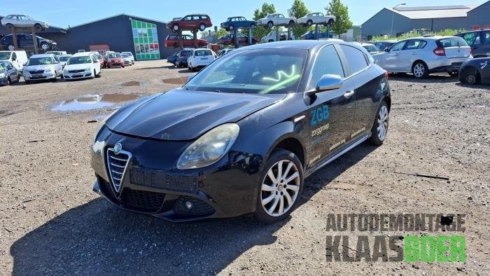 Voorbumper van een Alfa Romeo Giulietta (601), Auto-onderdelen, Gebruikt, -, -, 6 maanden garantie