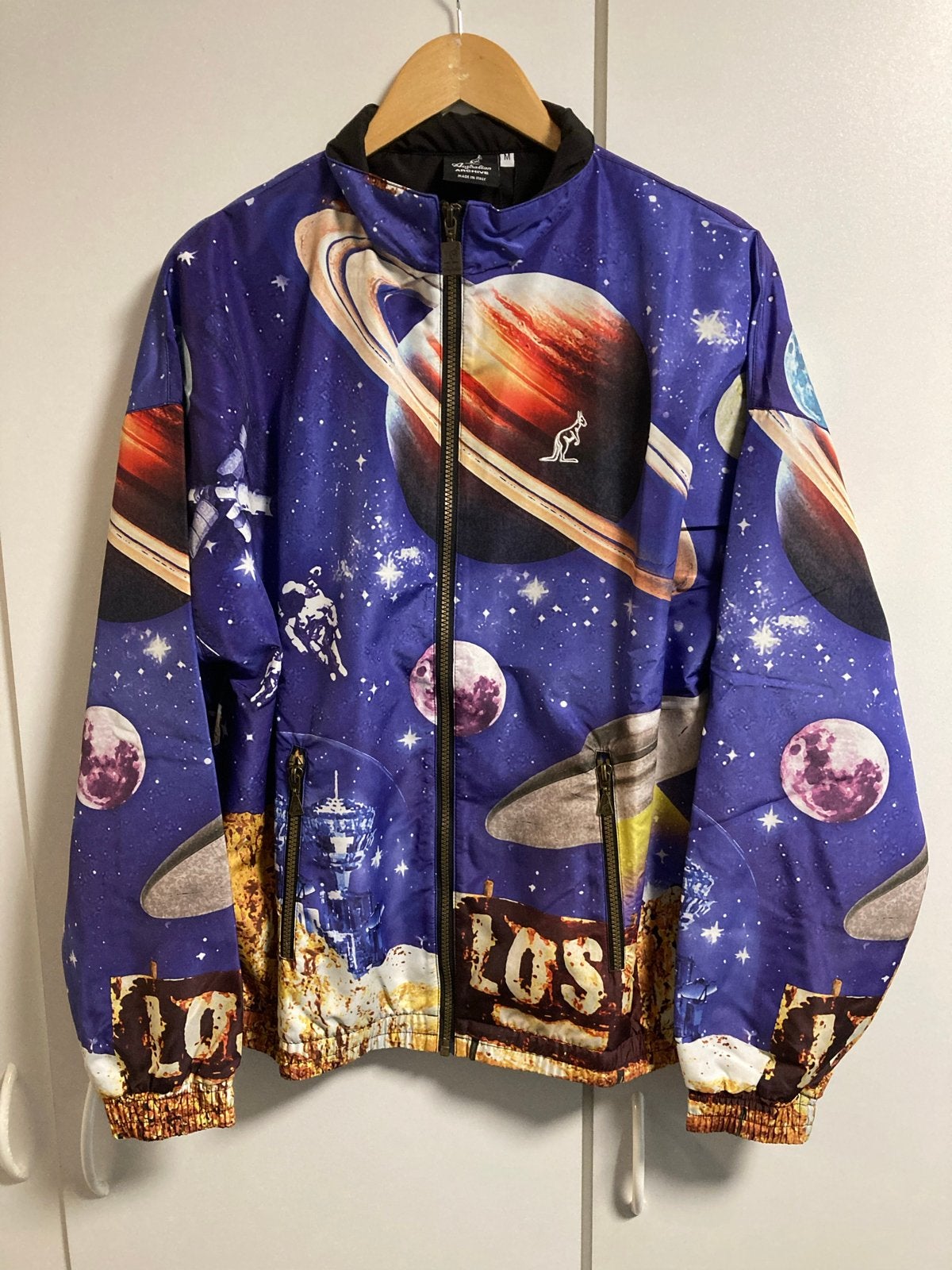 Australian Jasje Maat M - Space Print, Verzenden, Nieuw, Maat 48/50 (M), Meerkleurig