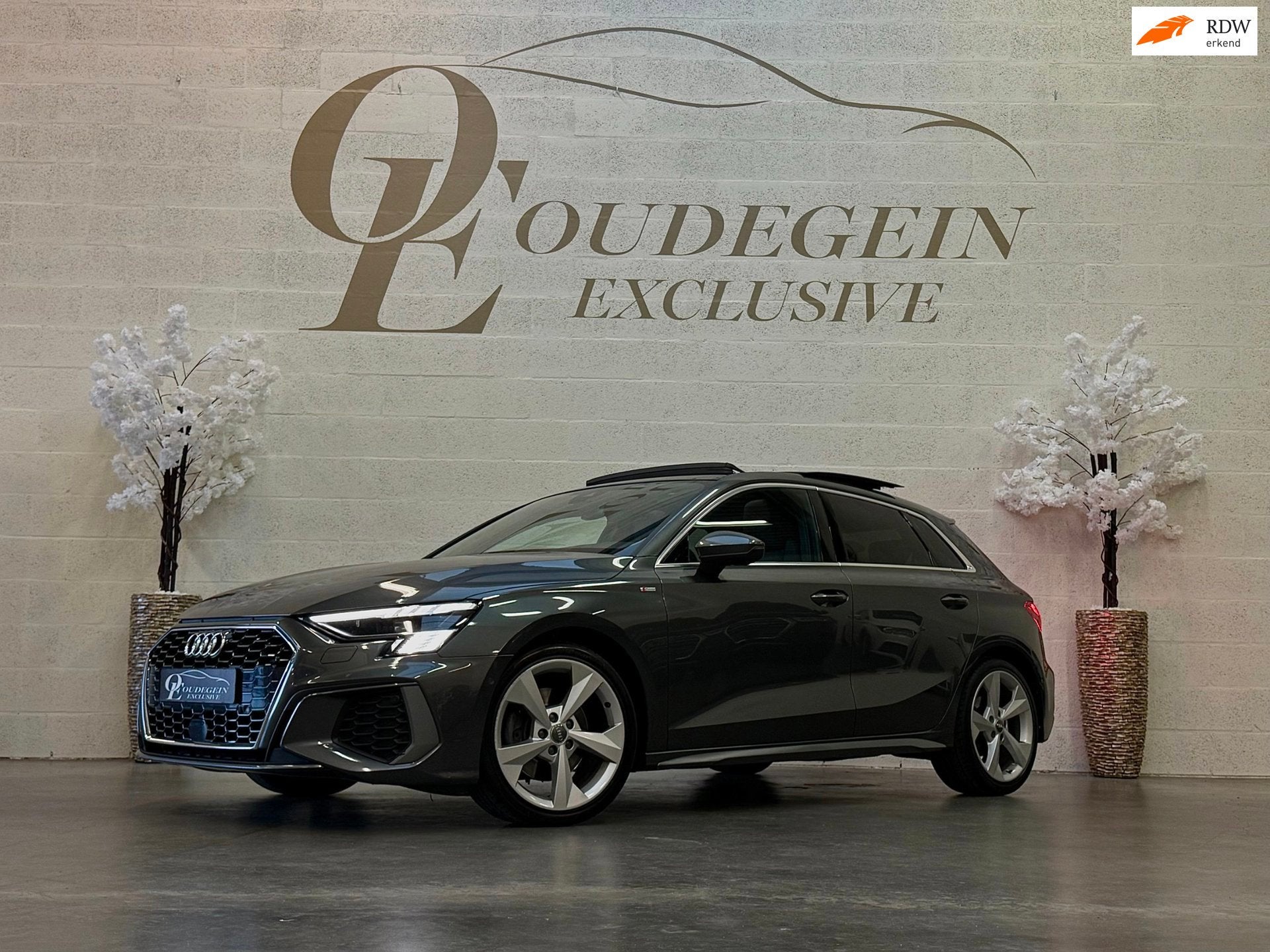 Audi A3 Sportback 35 TDI S Edition / 3x S-Line / Pano / Carp, Auto's, Audi, Dealer onderhouden, Gebruikt, Zwart, 4 cilinders