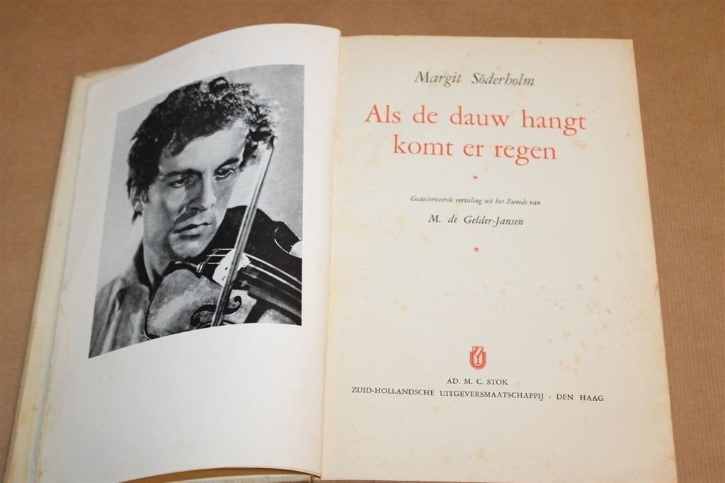 Als de Dauw Hangt Komt er Regen — Roman Soderholm 1949, Ophalen of Verzenden, Gelezen